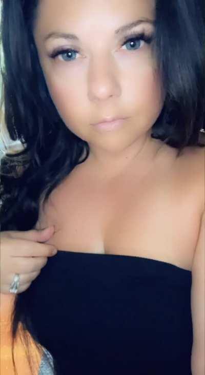 Do you like thicc milfs like me?