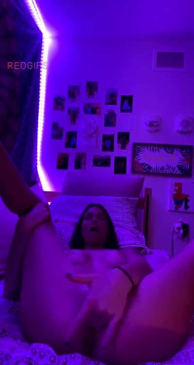 W,,Sending masturbation videos to every guy that up-vts(my auto reply is on) s,nap:-jefferui1