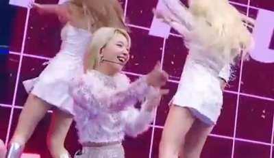 Happy Chaeyoung feat. Mina & Tzuyu (+Nayeon)