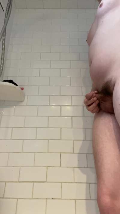 i wish i had someone to pee on 🤭