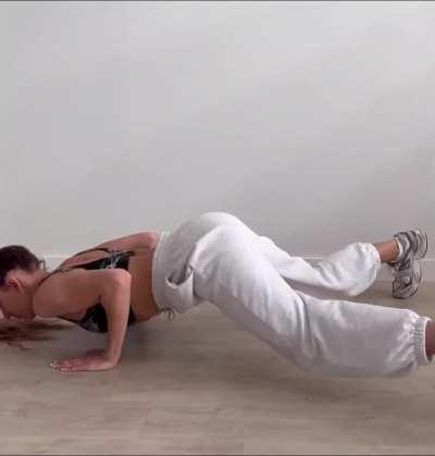Push-Up 🍑