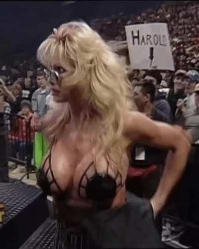 Sable loved showing off her hot body