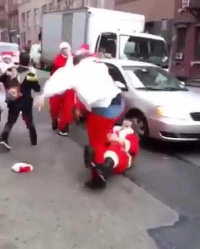 Праздник к нам приходит...