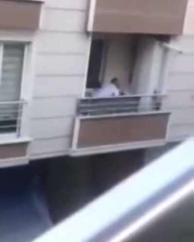 Cand alfi ca si altu a dat imprumut ptr barbut