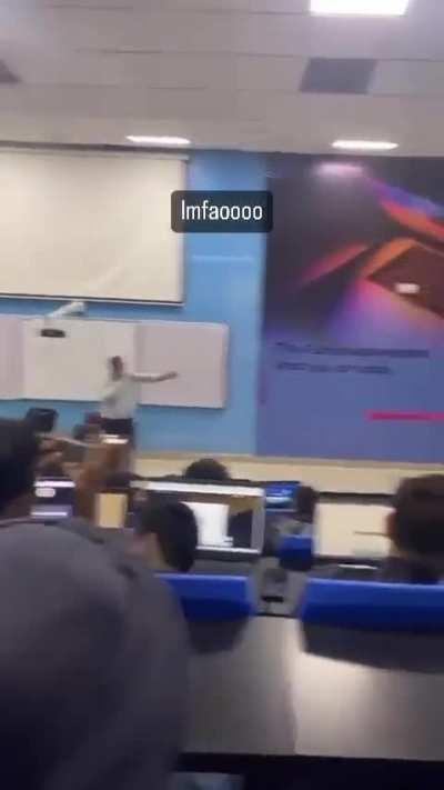 What In the Alabama 💀💀💀💀💀