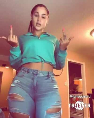 Janae's tiktok hott show offff