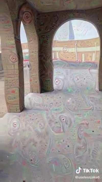 does anyone else kinda get deep dream visuals from mushrooms