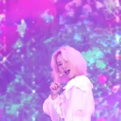 200813 - More & More Chaeyoung