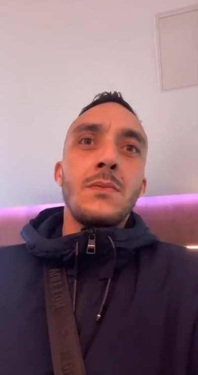 renifleur de colle en public