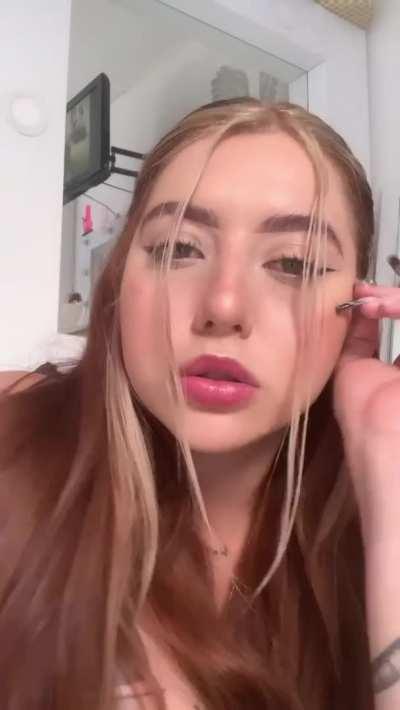 Don't my cheeks look soft