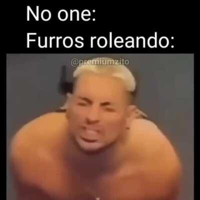 Zoi Un RatonciTo SalBaje