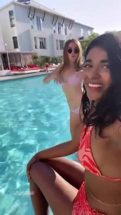 Pool babes