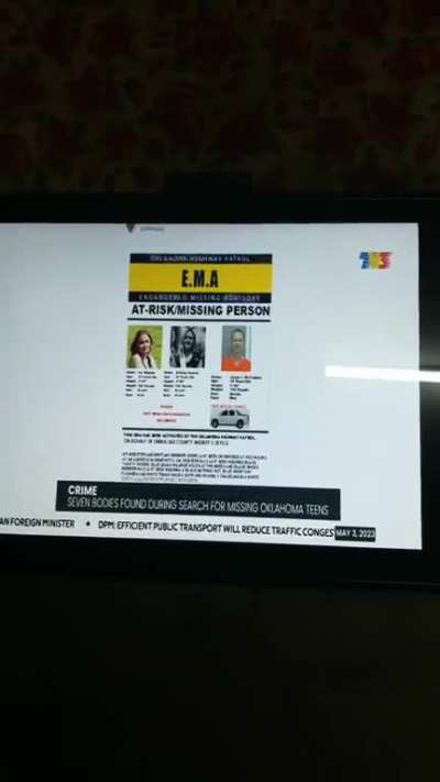 A Newscaster Suddenly Coughing & Continues To Presenting It While She In Condition of Laryngitis