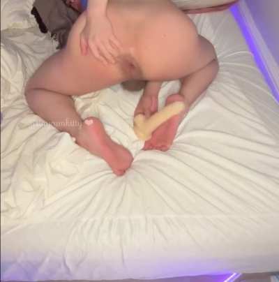 Can I stroke your pp with my boy hole? 👉🏻👈🏻