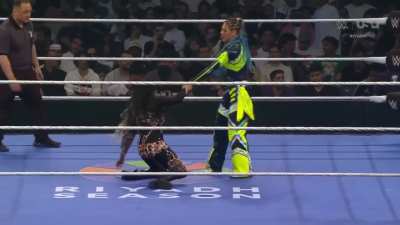 Giulia dominating Zelina