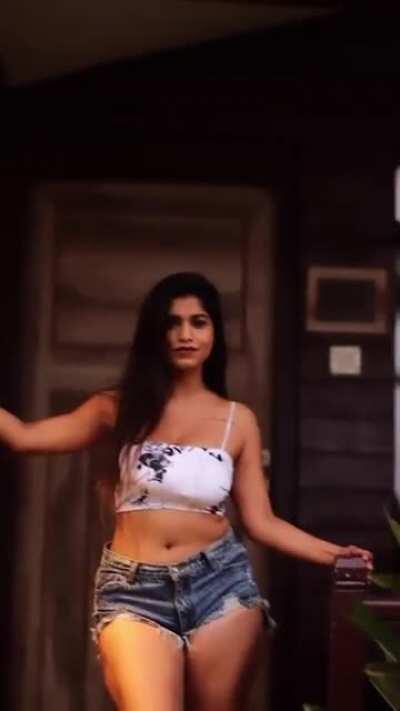Pratika Sood - New Reel on her IG