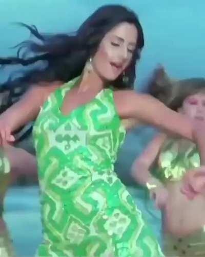 Fabulous dance by Katrina Kaif 🔥