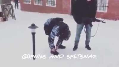 Russia but its Friends intro