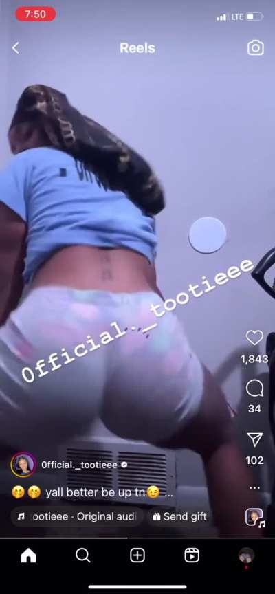 🍑 