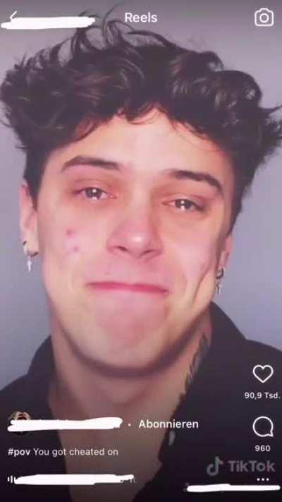 F in the chat for this fallen solider ✊😔😭😭😭