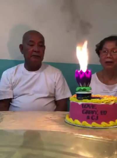 candle jumpscare