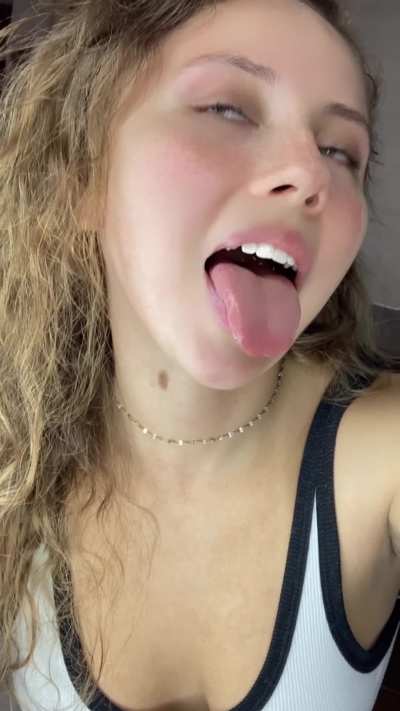 wie oft würdest du mir in den Mund spritzen?