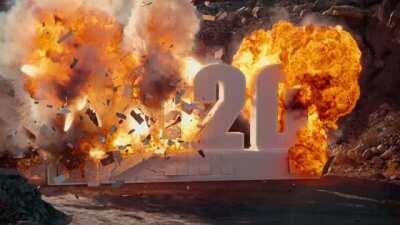 I think we can all agree that this is the most satisfying thing we’ve seen all year. 2020 has literally blown the Fuck up!!