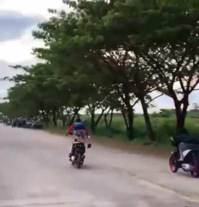 Drag race with scooter 110cc