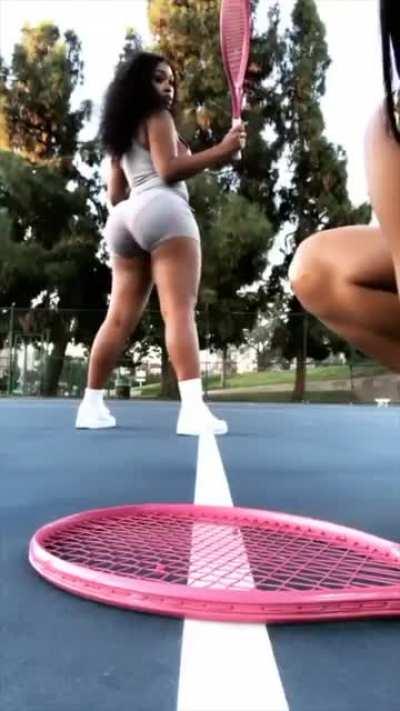 I hope p diddy has fun with them cheeks😩