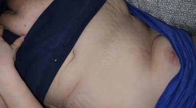 Breakfast in bed? 😼 [31F]