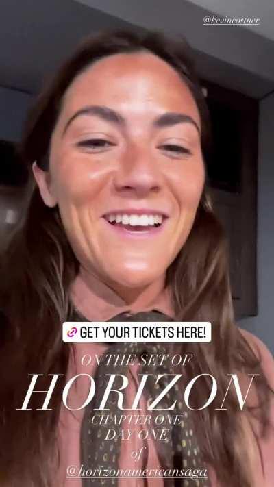 Isabelle, behind the scenes of Horizon: An American Saga.