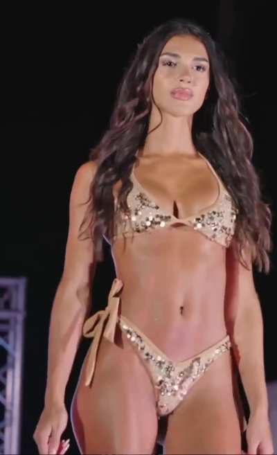 Olivia Jackson - Berry Beachy, Miami 2024