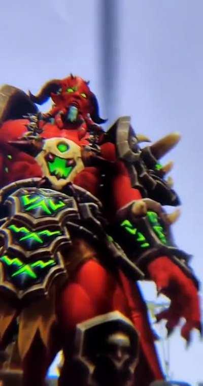 Kil'jaeden in VR. He's a tall boy!
