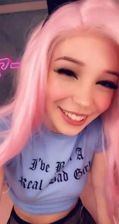 Belle Delphine finally announced her porn with a gift