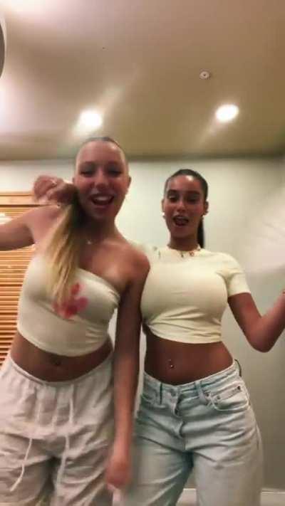 Opal Tamam. still so huge 