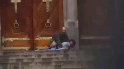 Homeless man dies while saving a woman being held at gunpoint. (Brazil, 2015)