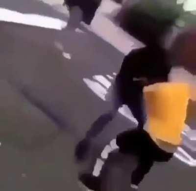 why he roll up like that😭