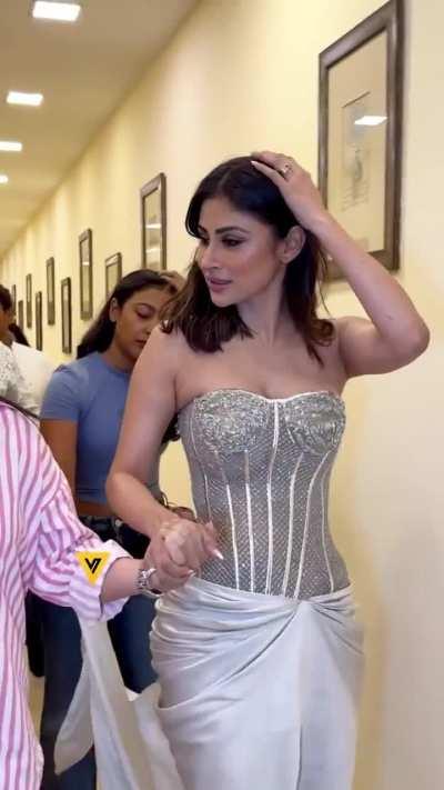 Mouni roy