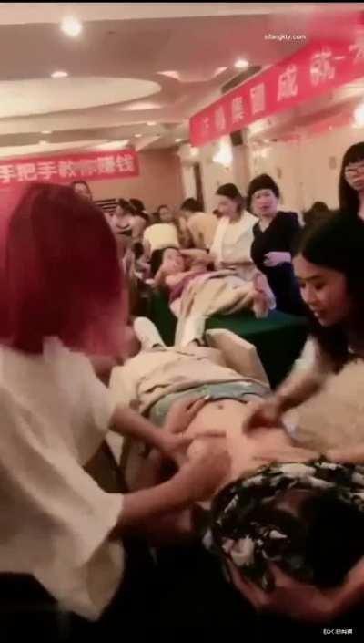 no idea what's happening here