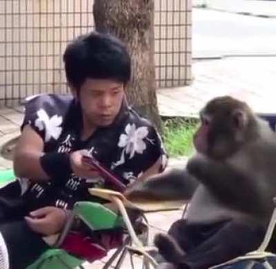 Monkey secret 😳👉👈