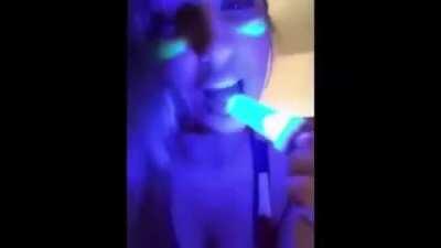 frivolousfox leaked nudes