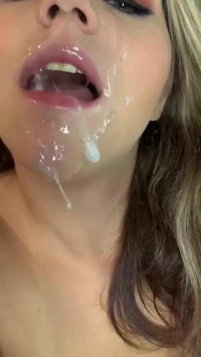 I always want more cum to play with :)