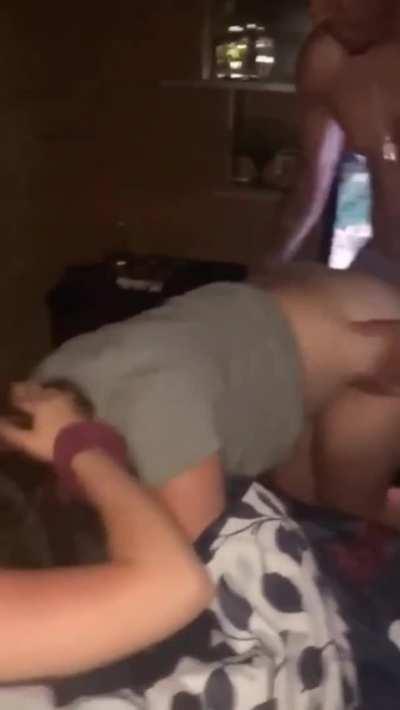 When the parent are out 😮