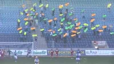 Apparently that team doesn't know where the goal is.