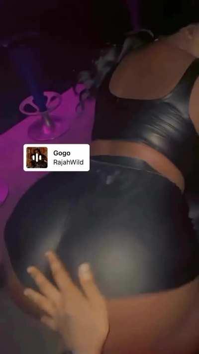 🔥🔥 (@ninamatic26)