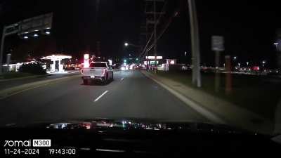 Dumbass in a truck couldn’t be bothered to check blind spot. Included beginning to show how long he had to notice me [oc]