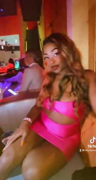 kikiyoyukidoll hey y’all