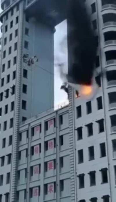 Пожаный дрон