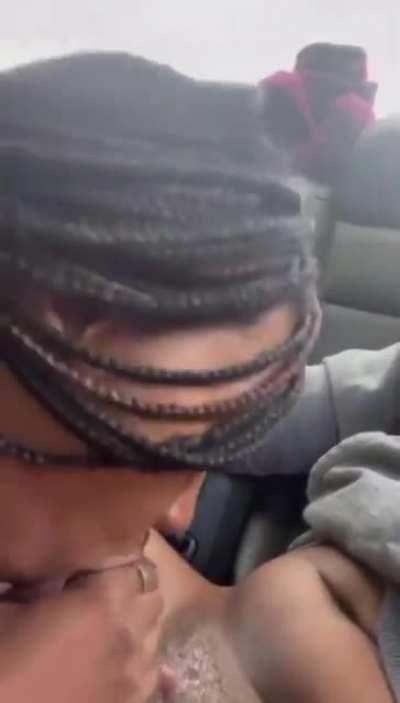 Messy backseat mouth 💦