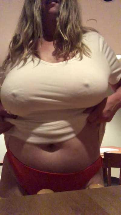 Check out my tits